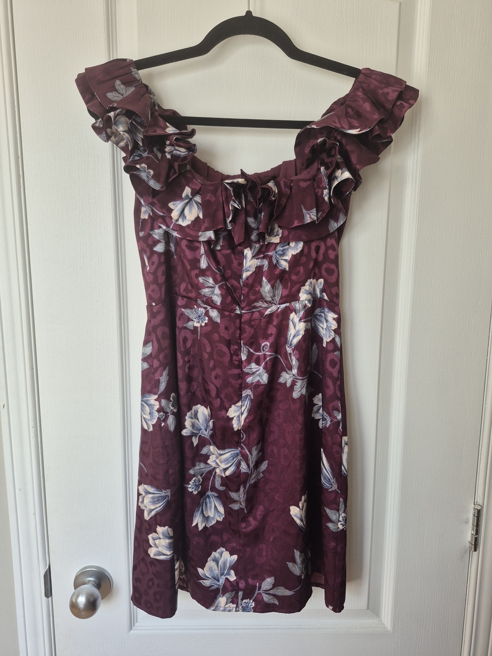 Wayf Off The Shoulder Floral Ruffle Dress - Picture 3 of 9